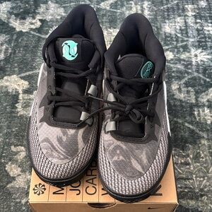 Nike Black and Gray Men's Sneakers